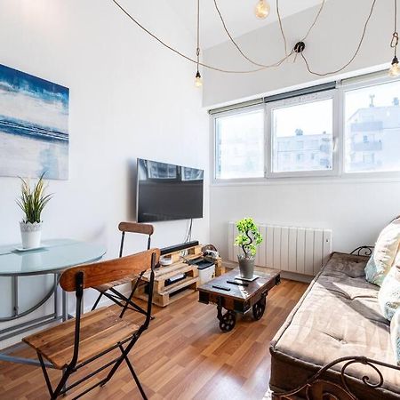 Duplex Charmant : Fibre Optique Wifi - Netflix - Confort + Grenoble Buitenkant foto